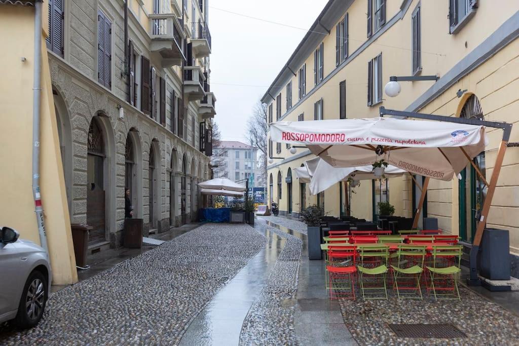 My Charming Apartments In Centro Citta-San Lorenzo Suite Milan Bagian luar foto