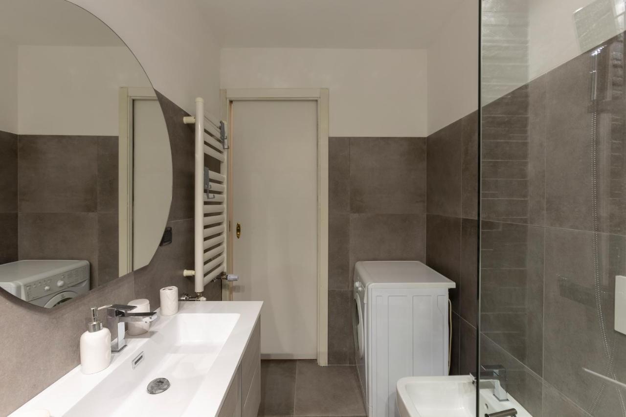 My Charming Apartments In Centro Citta-San Lorenzo Suite Milan Bagian luar foto