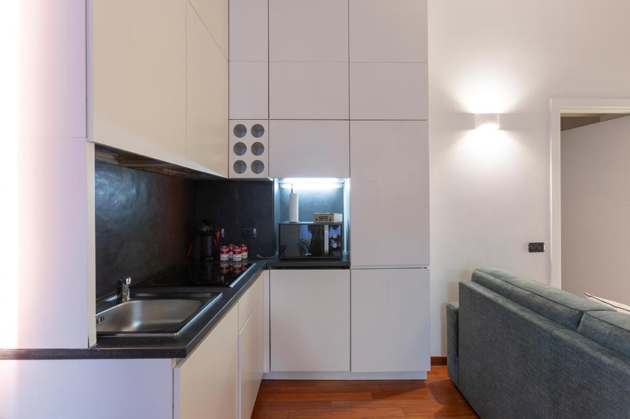 My Charming Apartments In Centro Citta-San Lorenzo Suite Milan Bagian luar foto